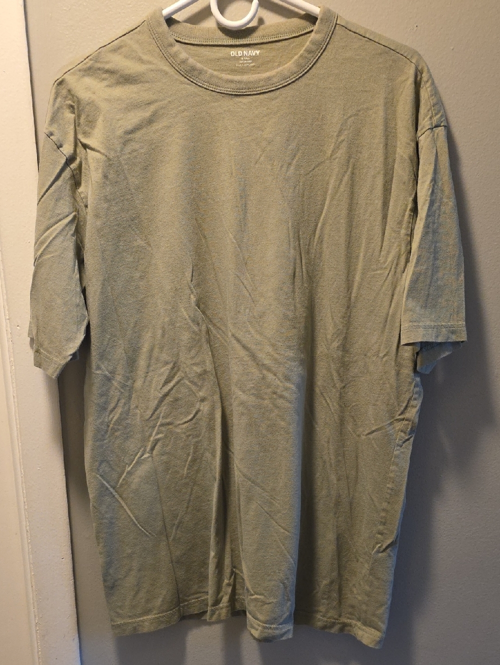 Old Navy Men's Short-Sleeve Crew Tee in Sage Green